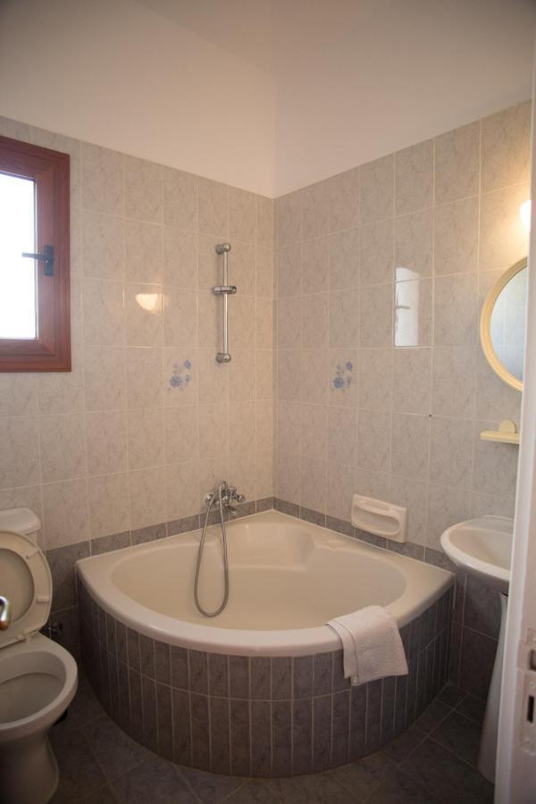 Marilia 1 Villa Полис Екстериор снимка